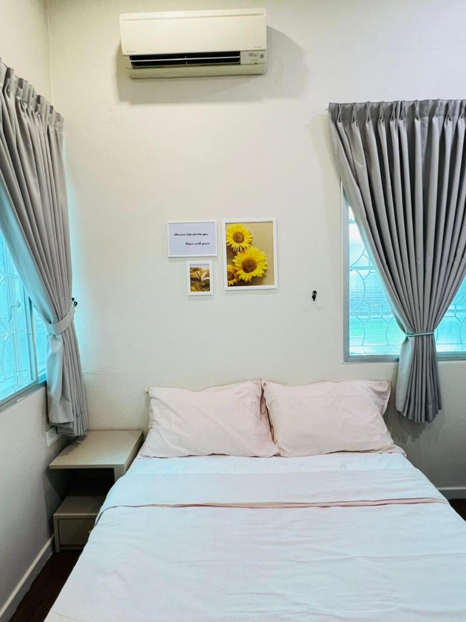 Myroom Georgetown, Off Jalan Burma, Gurney Drive Exterior photo